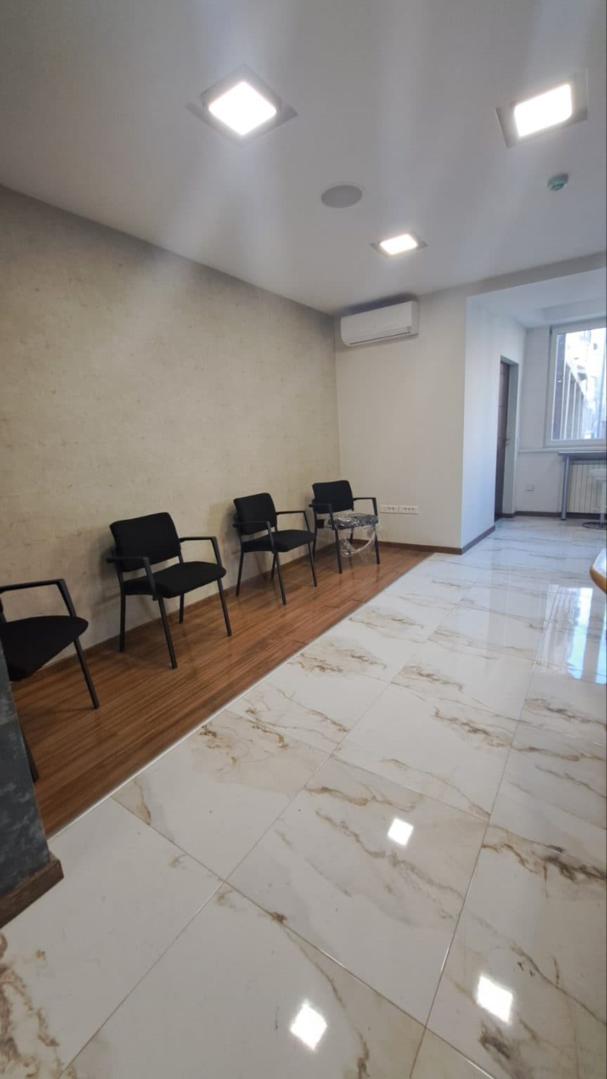 Business space 90m2 in Center - For Rent - Centar - Image 2