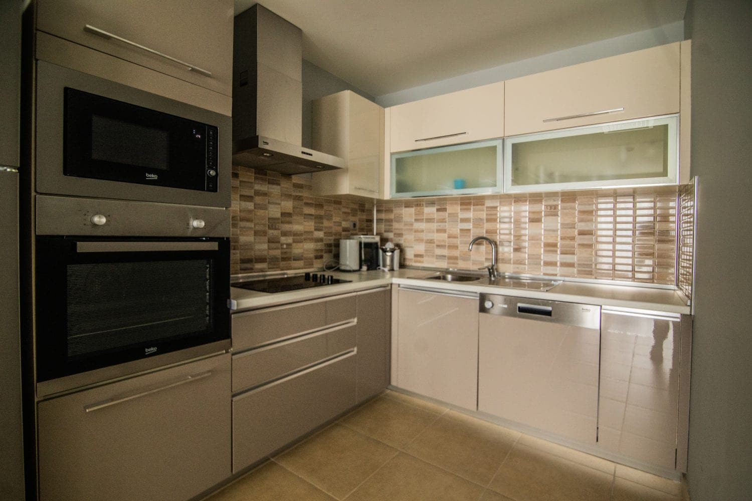 Modern apartment in Sky City - За Продажба - Аеродром - Image 3