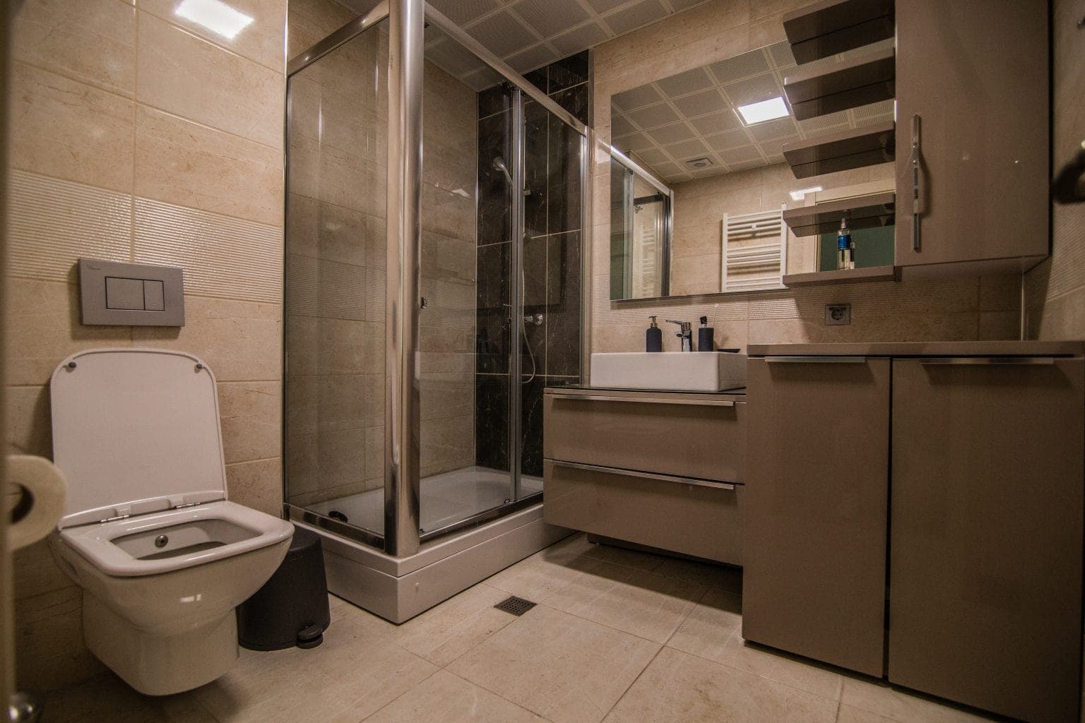 Modern apartment in Sky City - За Продажба - Аеродром - Image 6