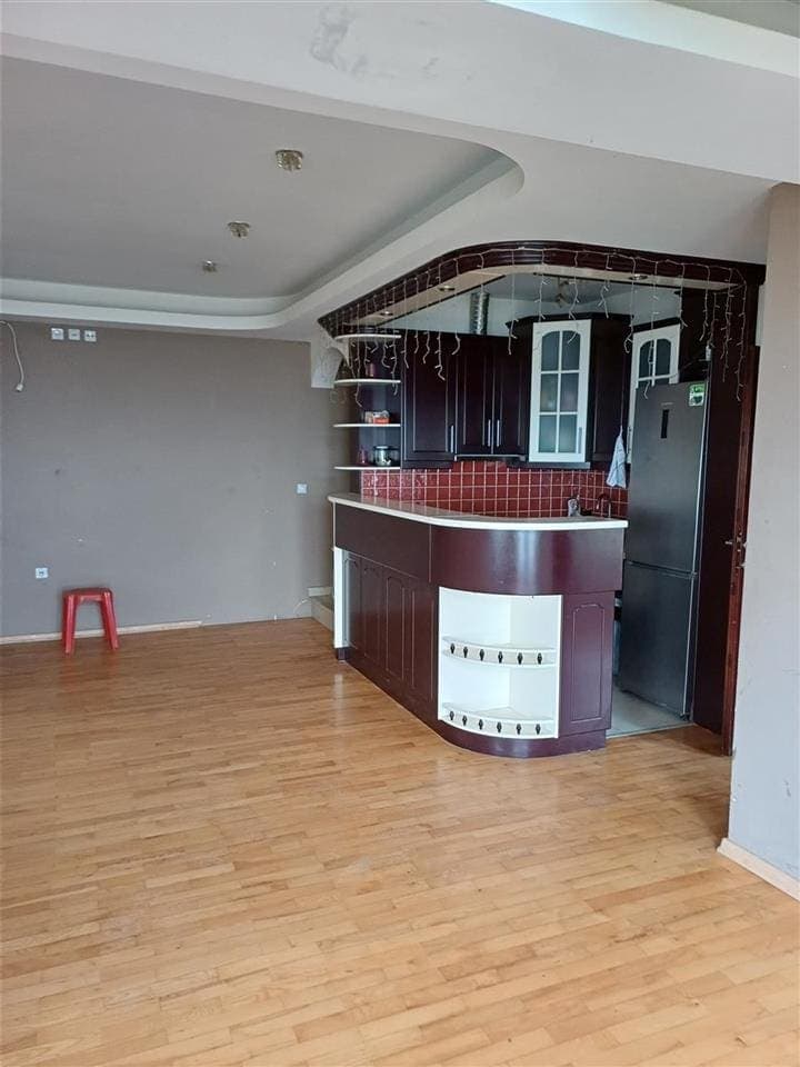 House 350m2 in Zhdanec - For Sale - Karposh - Image 3
