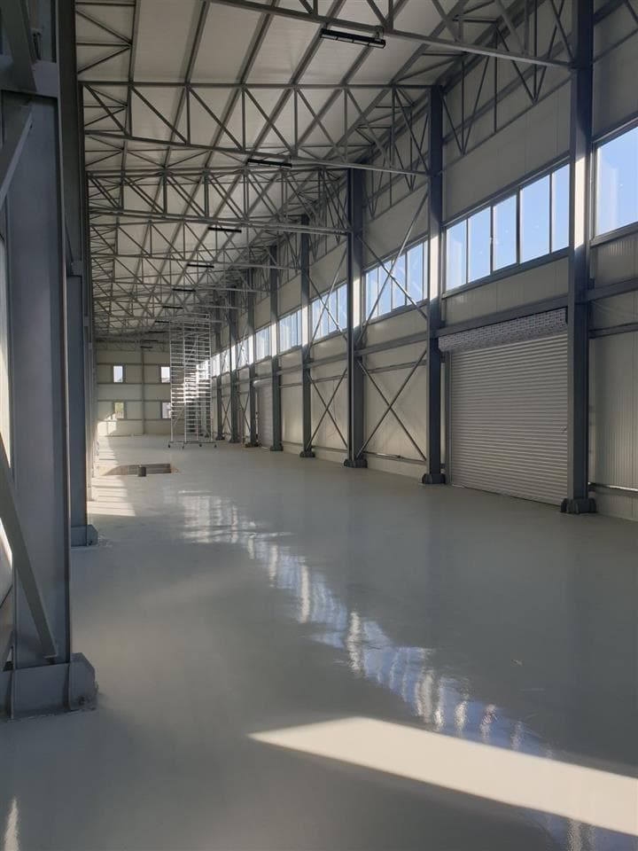 Warehouse 400m2 in Lisiche - For Rent - Kisela Voda