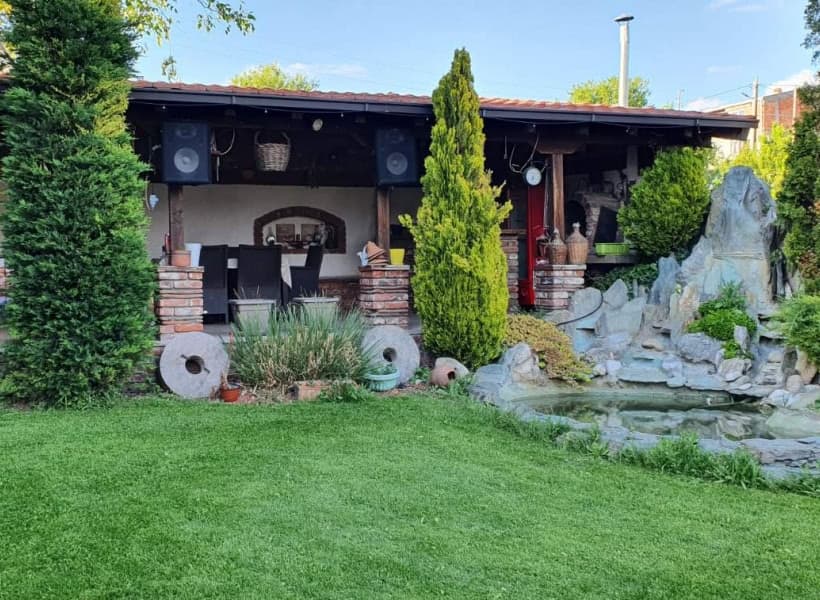 Куќа 320м2 со простран двор на мирна локација - За Продажба - Ѓорче Петров - Слика 3