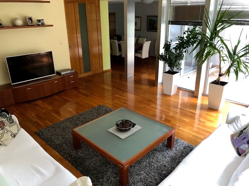 Family house for sale 279m2 in Radishani - For Sale - Butel - Image 2