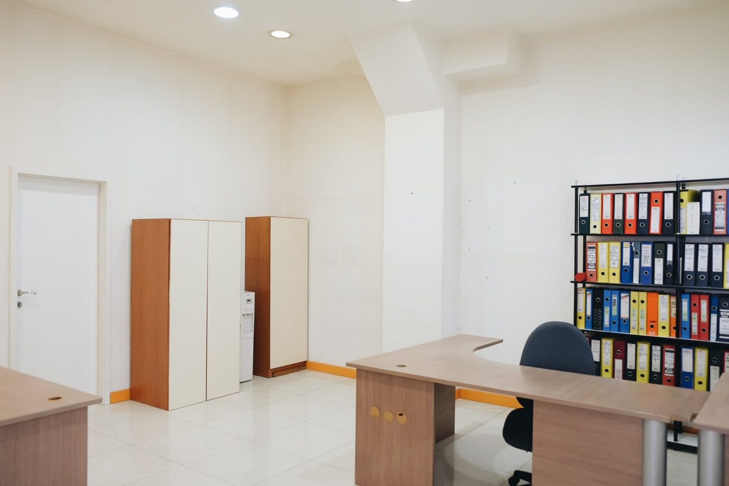 Деловен простор 382м2 во близина на East Gate - За Изнајмување - Гази Баба - Слика 3