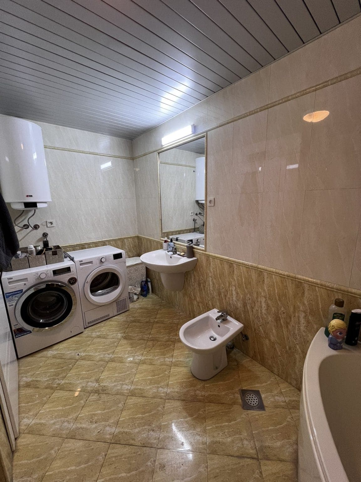 Комфорен стан 165м2 на Водно - За Изнајмување - Водно - Слика 15