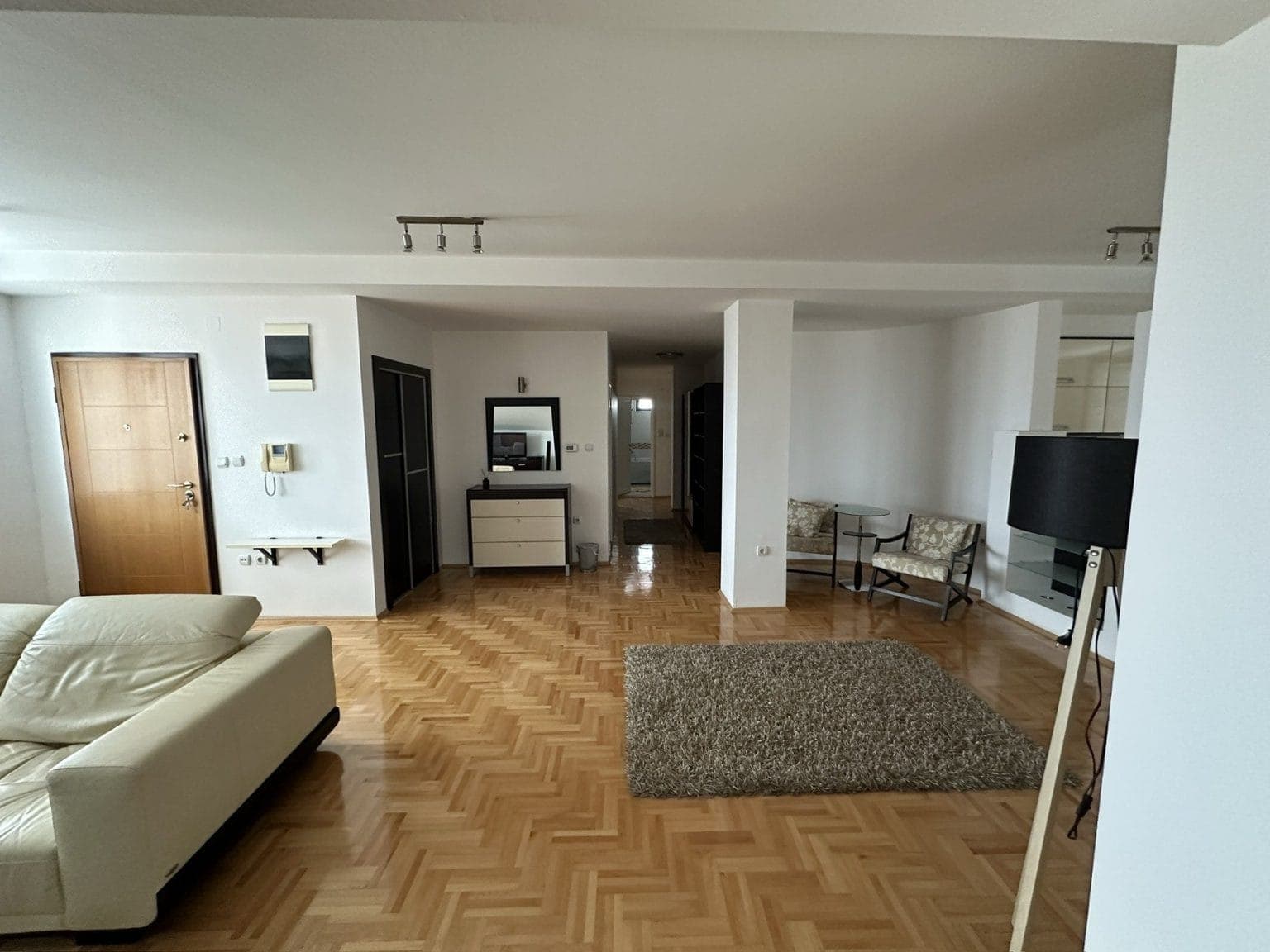 Spacious apartment 150m2 in Crniche - For Rent - Crniche - Image 4