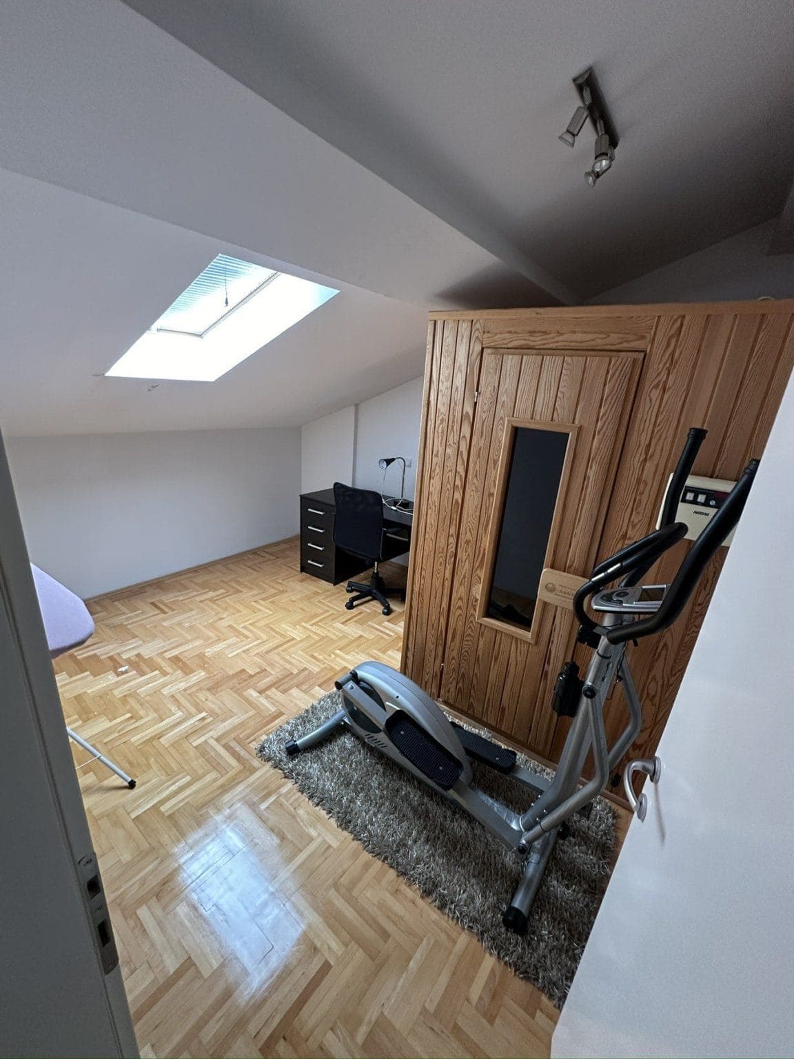 Spacious apartment 150m2 in Crniche - For Rent - Crniche - Image 9