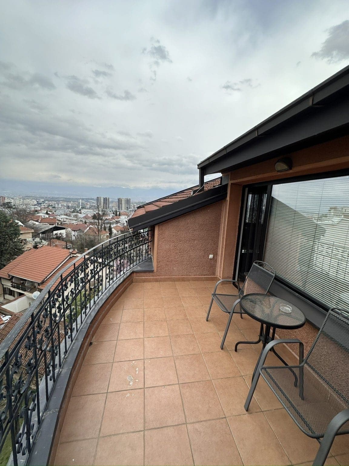Spacious apartment 150m2 in Crniche - For Rent - Crniche - Image 11