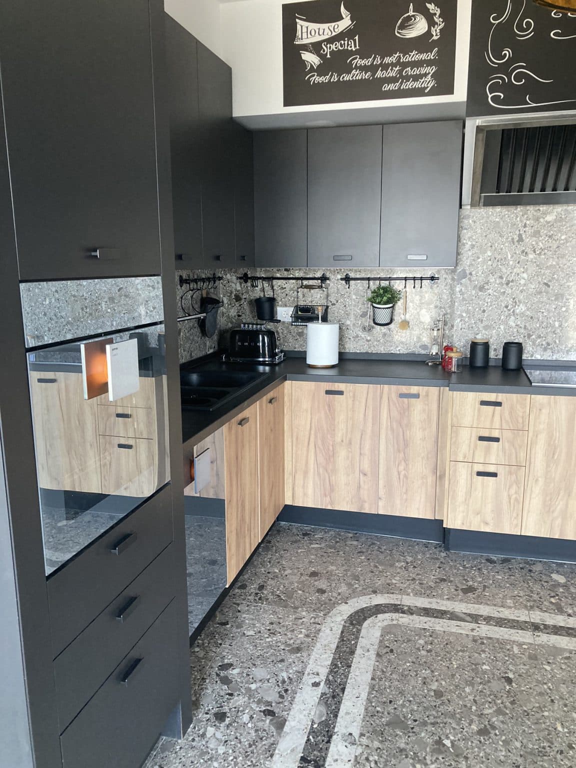 Exclusive penthouse on Vodno - For Rent - Vodno - Image 3