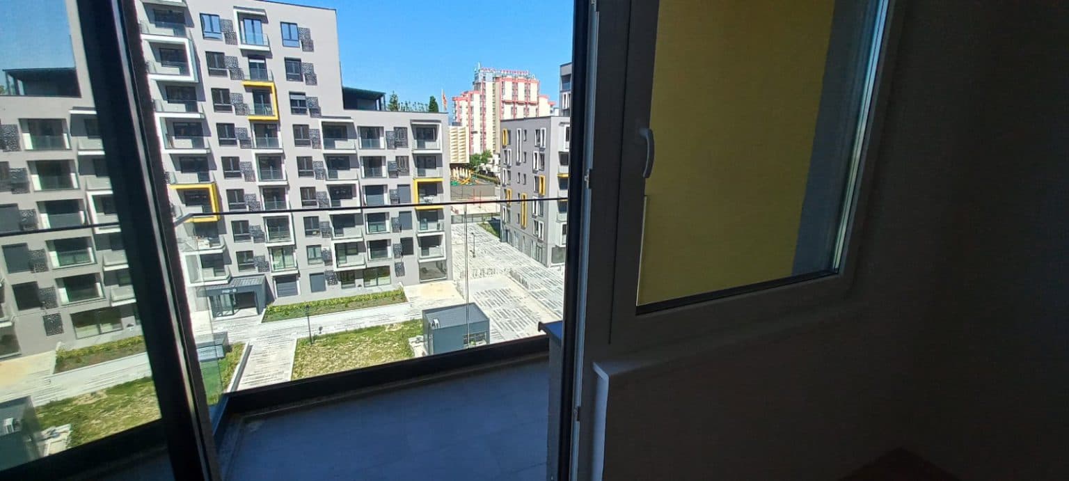 Стан во East Gate Living - За Изнајмување - Гази Баба - Слика 4