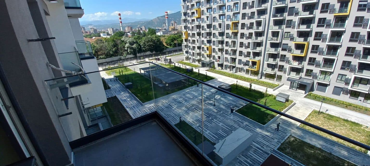 Стан во East Gate Living - За Изнајмување - Гази Баба