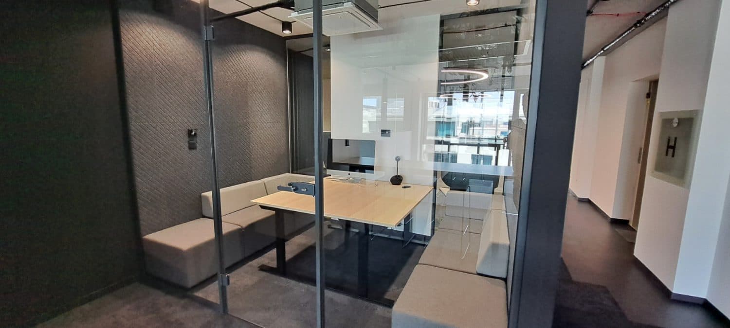 Modern office space in business building - For Rent - Centar - Image 8