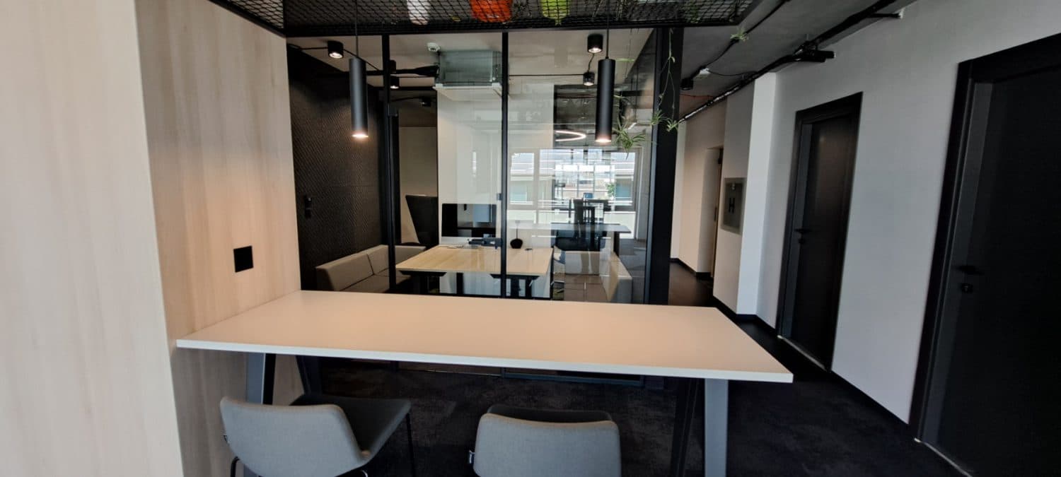Modern office space in business building - For Rent - Centar - Image 9