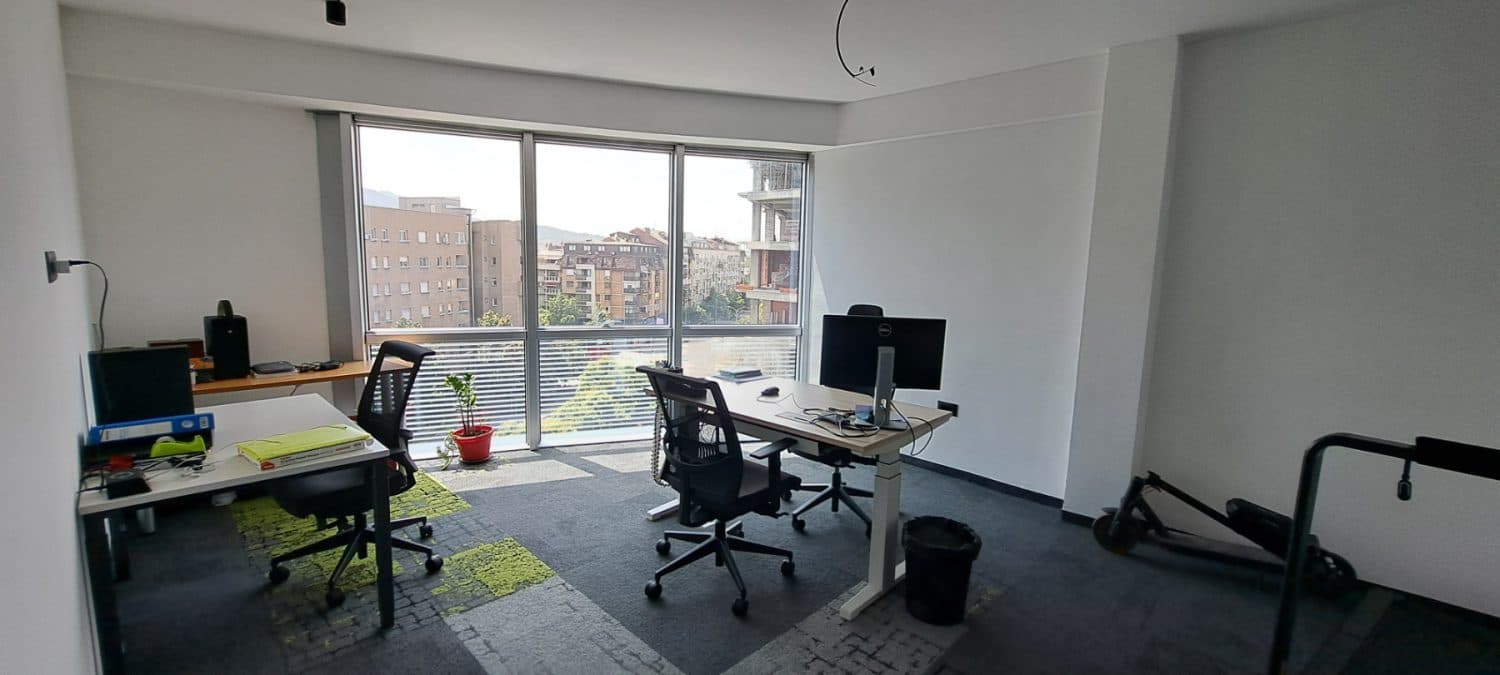 Modern office space in business building - For Rent - Centar - Image 17