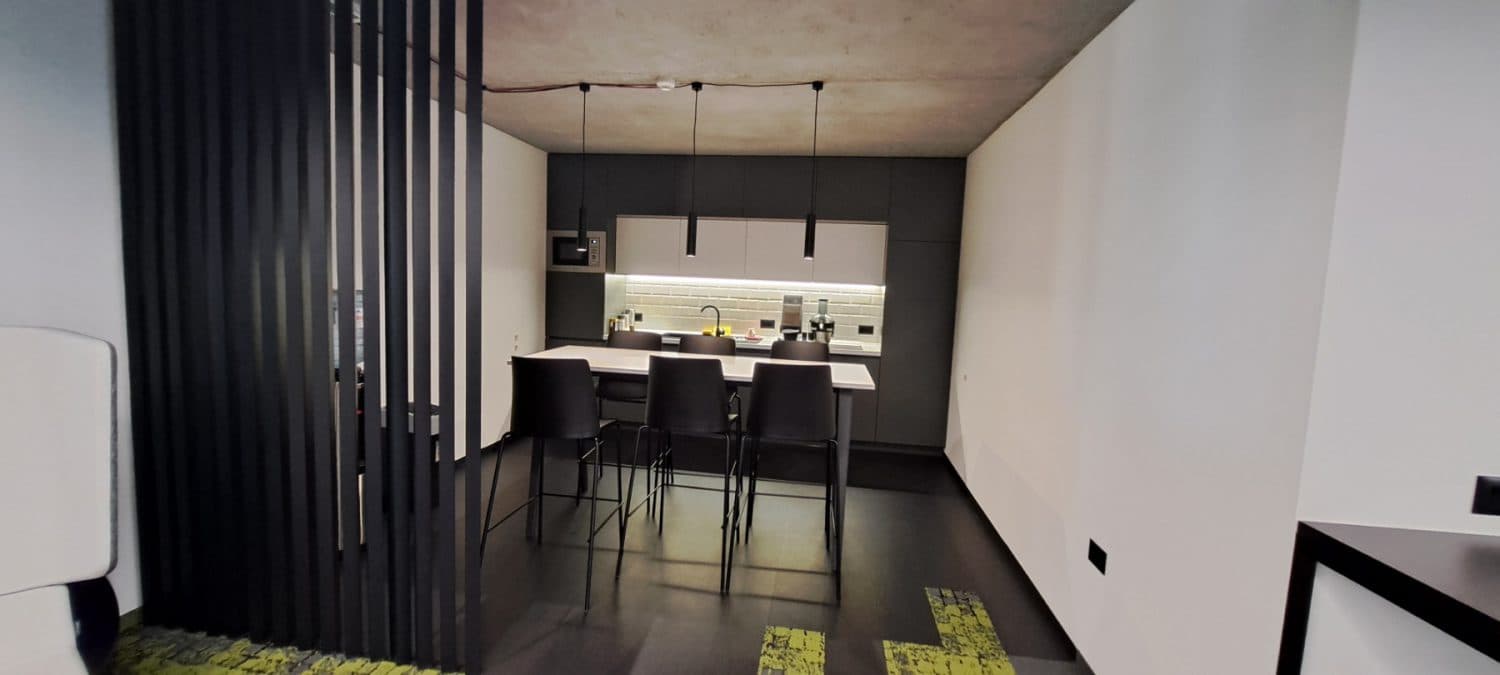 Modern office space in business building - For Rent - Centar - Image 21