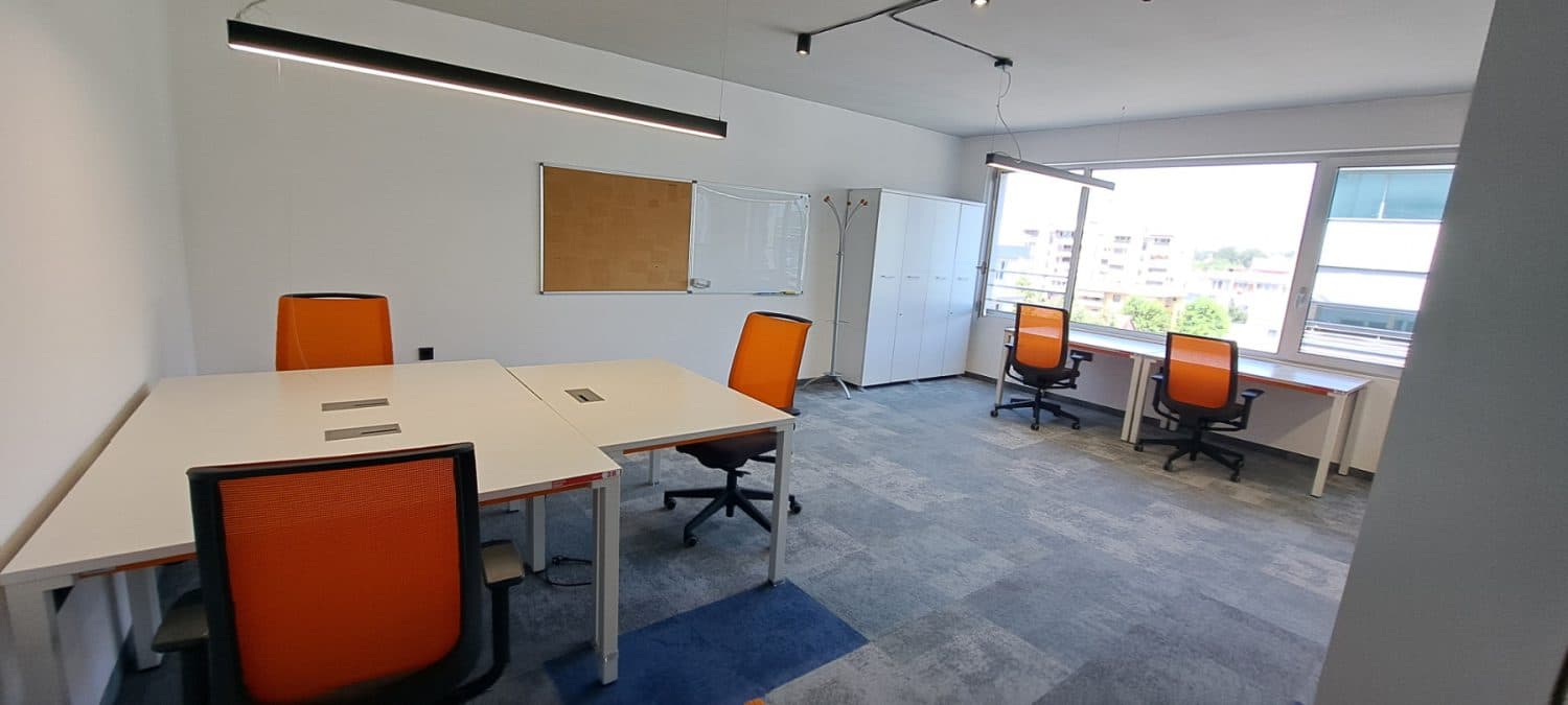 Modern office space in business building - For Rent - Centar - Image 22