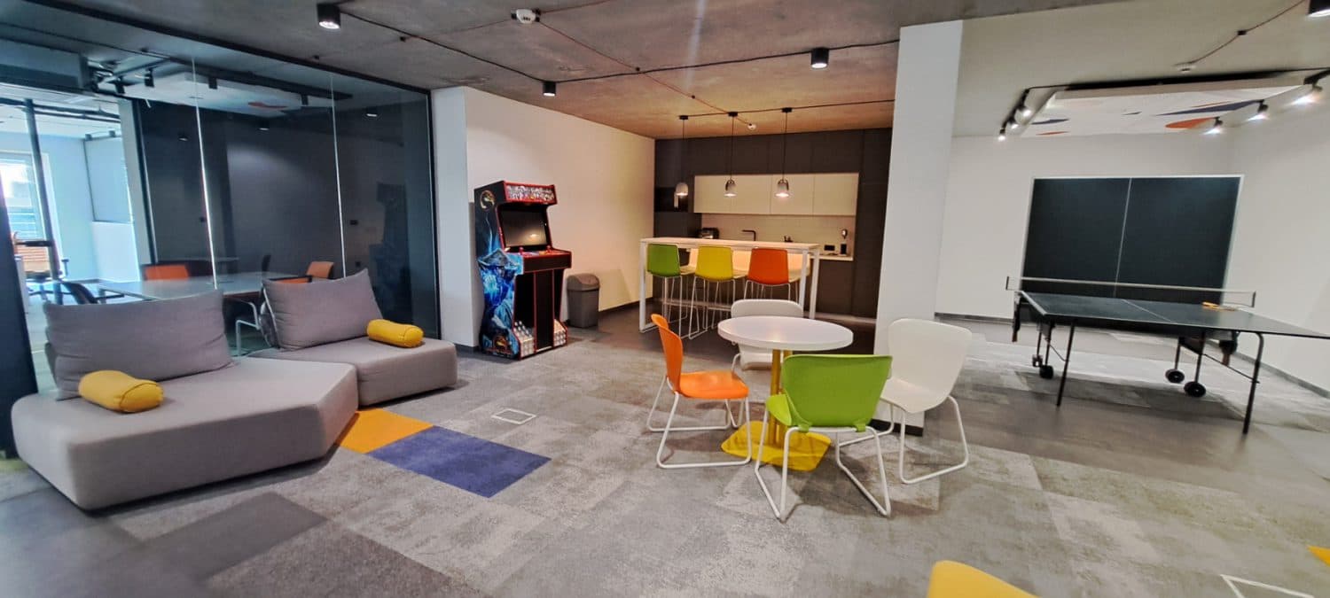 Modern office space in business building - For Rent - Centar - Image 13