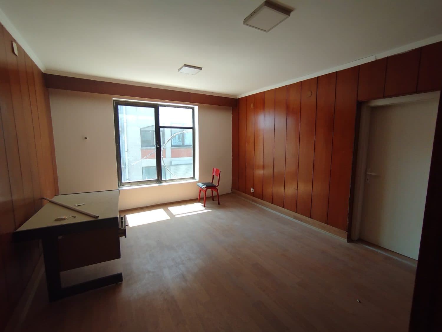 Управна зграда 800м2 - За Изнајмување - Гази Баба - Слика 6