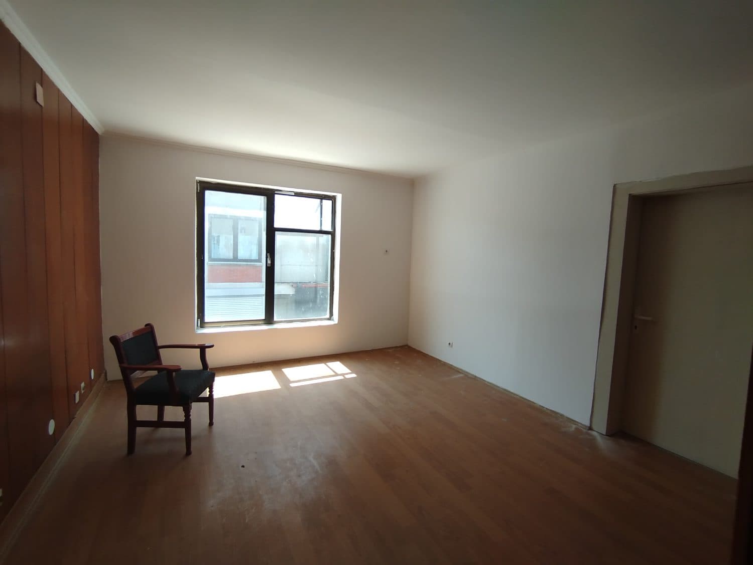 Управна зграда 800м2 - За Изнајмување - Гази Баба - Слика 7