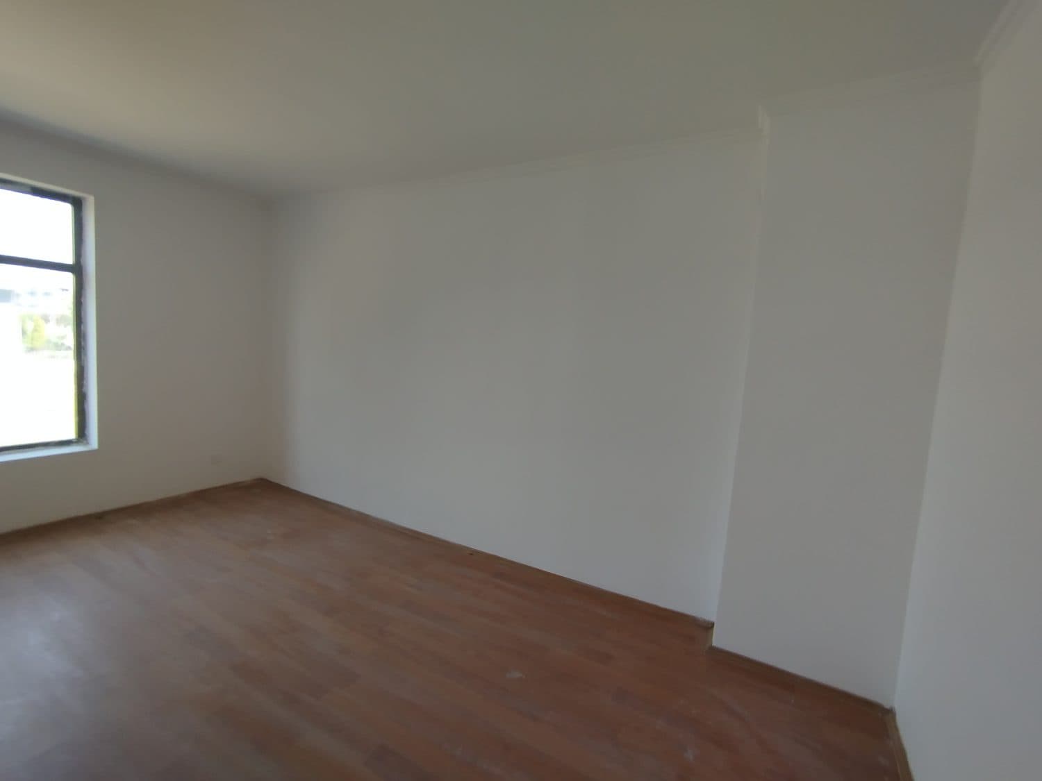 Управна зграда 800м2 - За Изнајмување - Гази Баба - Слика 10