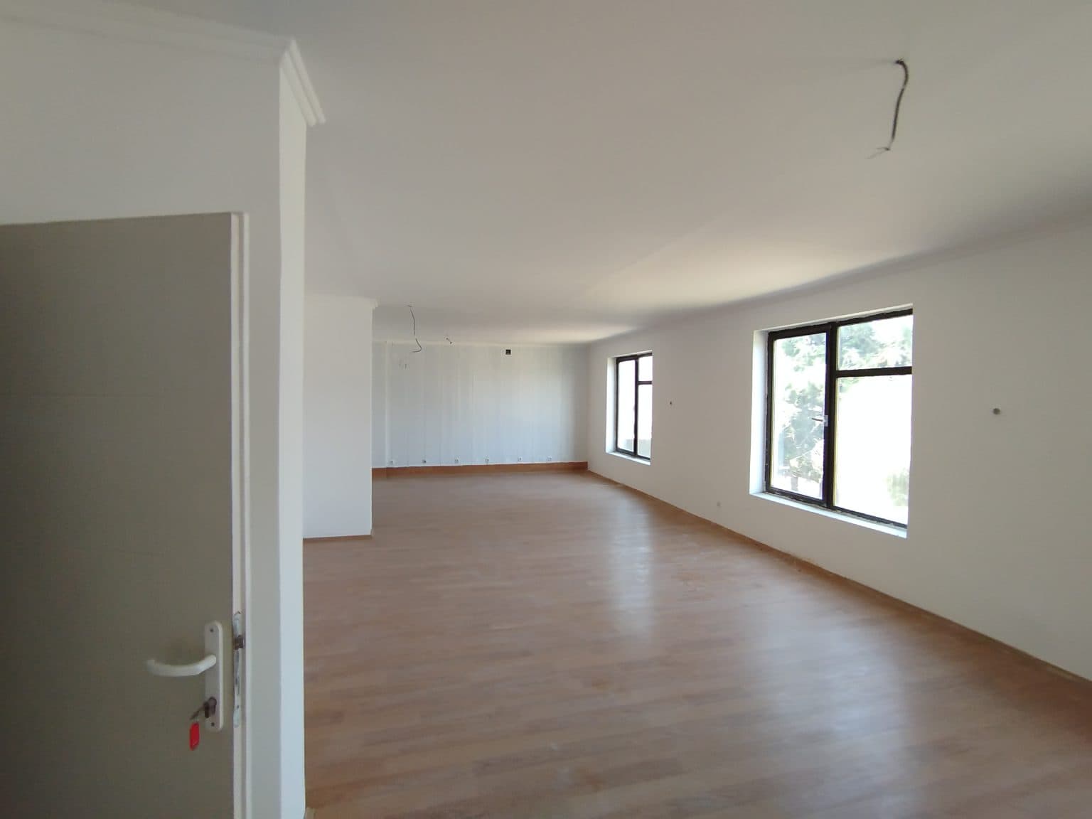 Administrative building 800m2 - For Rent - Gazi Baba - Image 8