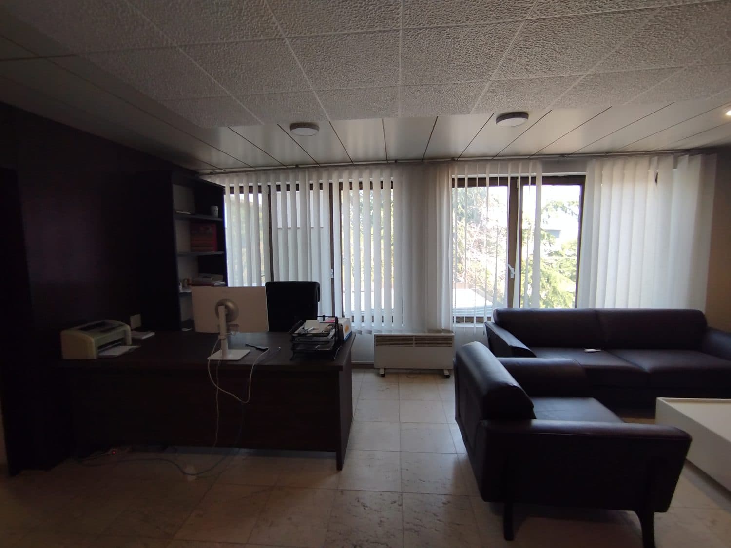 Управна зграда 800м2 - За Изнајмување - Гази Баба - Слика 15