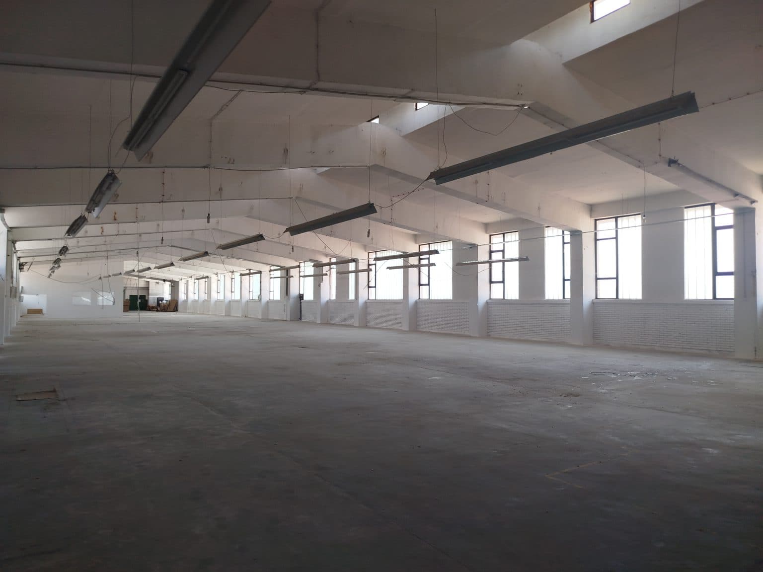 Warehouse on a great location - For Rent - Gazi Baba
