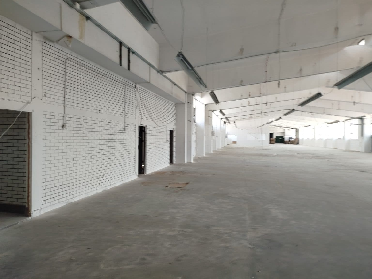 Warehouse on a great location - For Rent - Gazi Baba - Image 4
