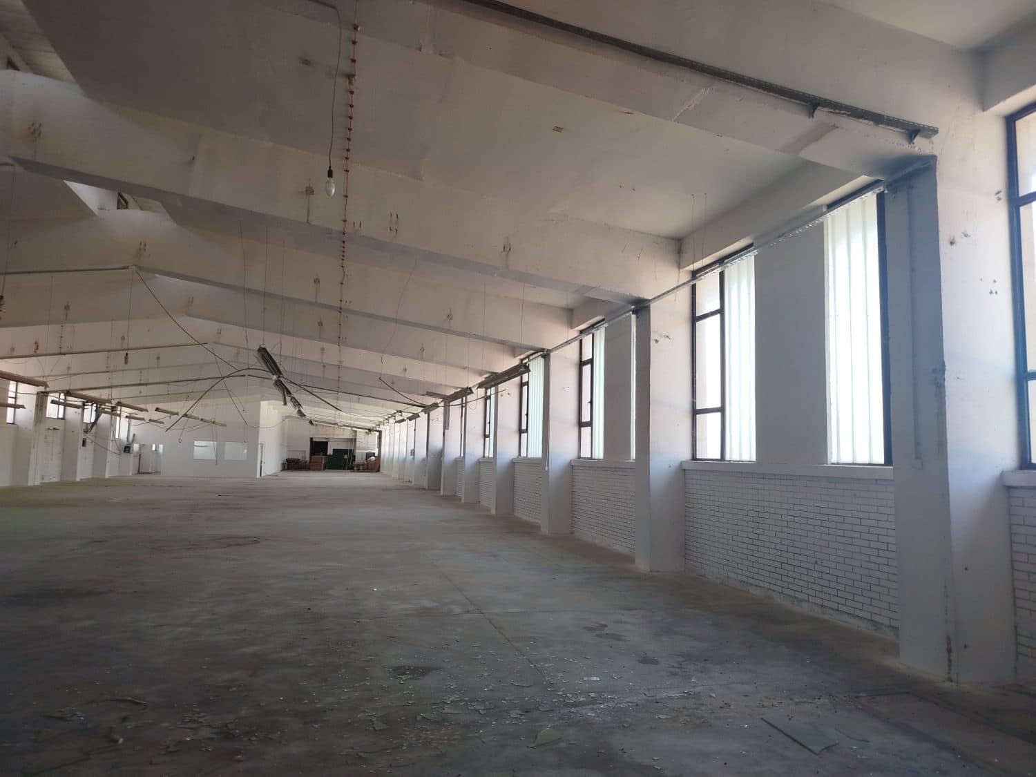 Магацин на одлична локација - За Изнајмување - Гази Баба - Слика 5