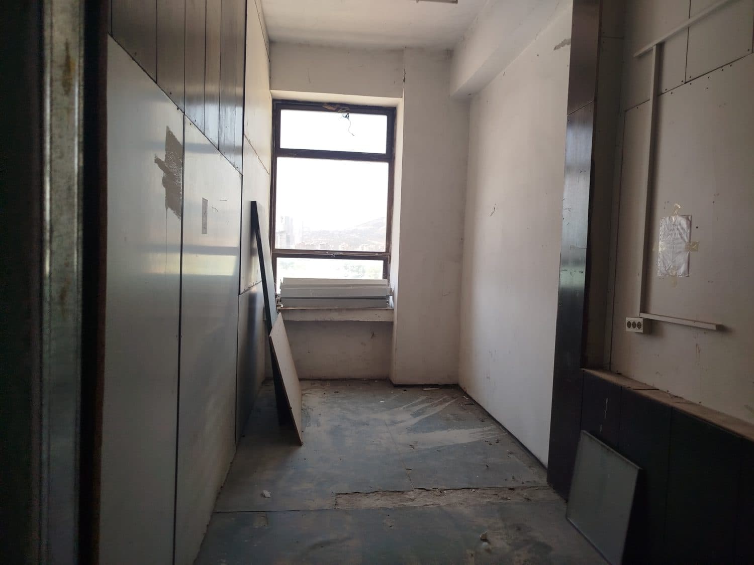 Магацин на одлична локација - За Изнајмување - Гази Баба - Слика 10