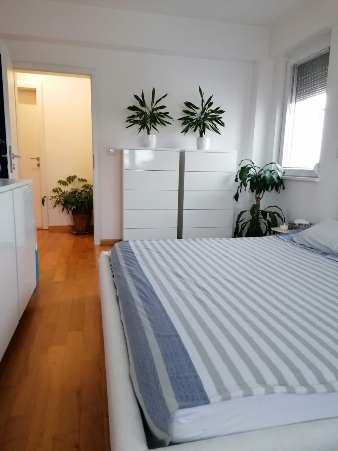 Modern apartment in Hrom 88m2 - For Sale - Gjorche Petrov - Image 10
