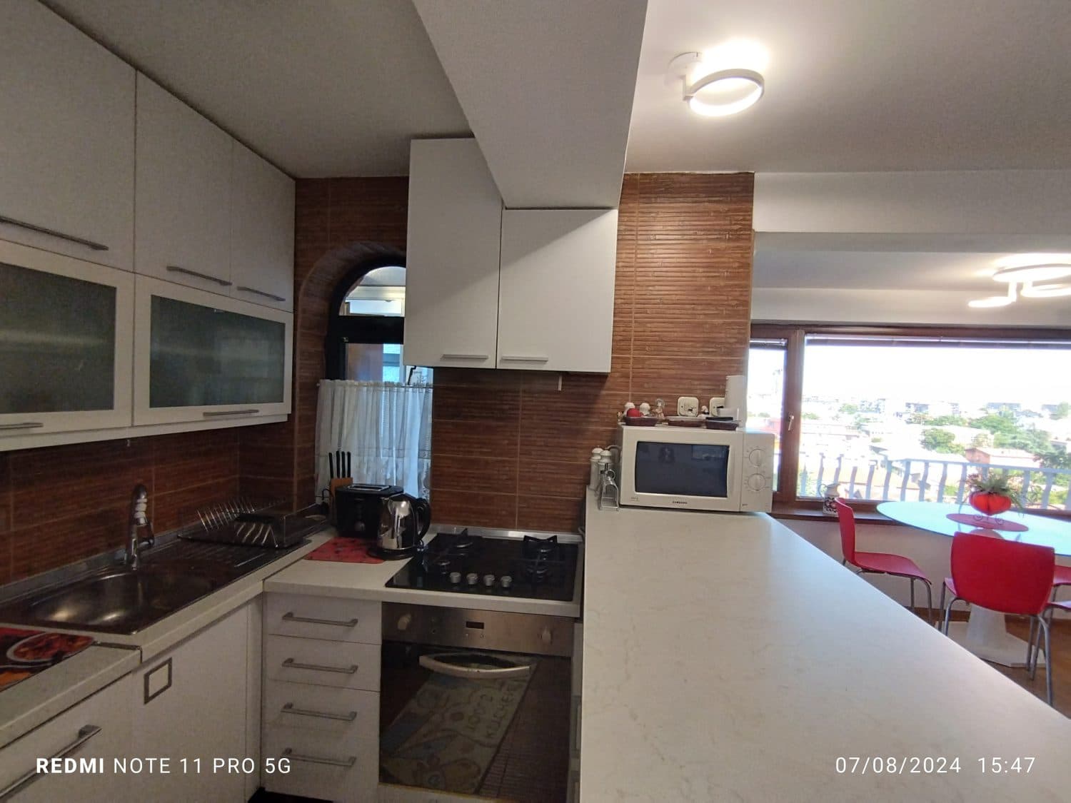 Fully furnished apartment with city view - For Rent - Crniche - Image 8