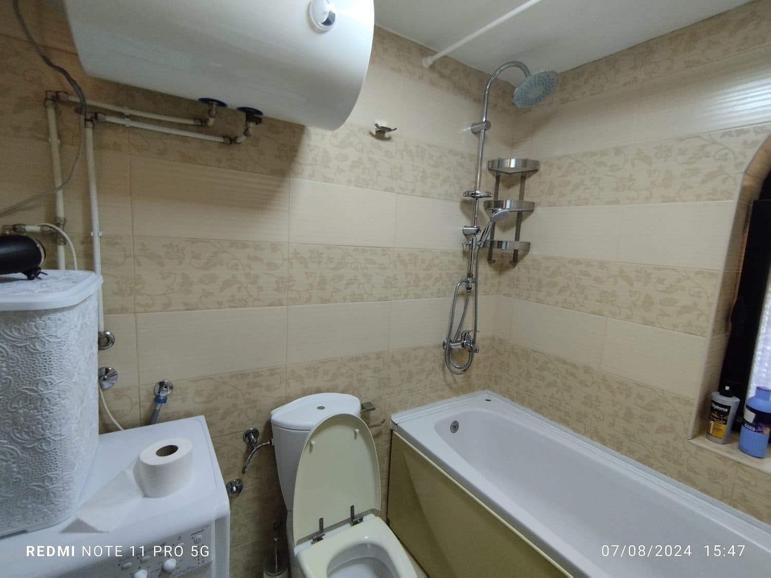 Fully furnished apartment with city view - For Rent - Crniche - Image 11