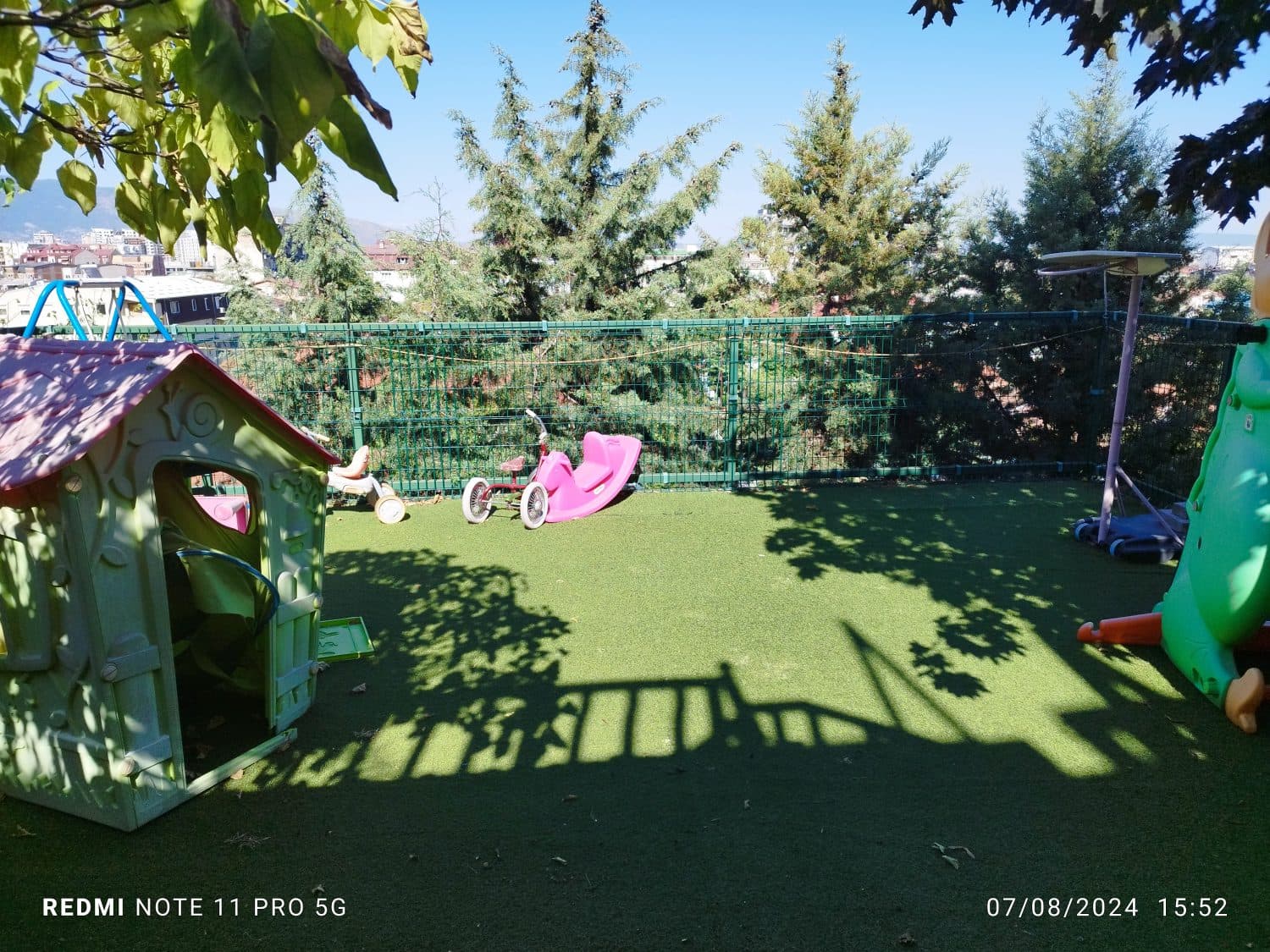 Fully furnished apartment with city view - For Rent - Crniche - Image 12