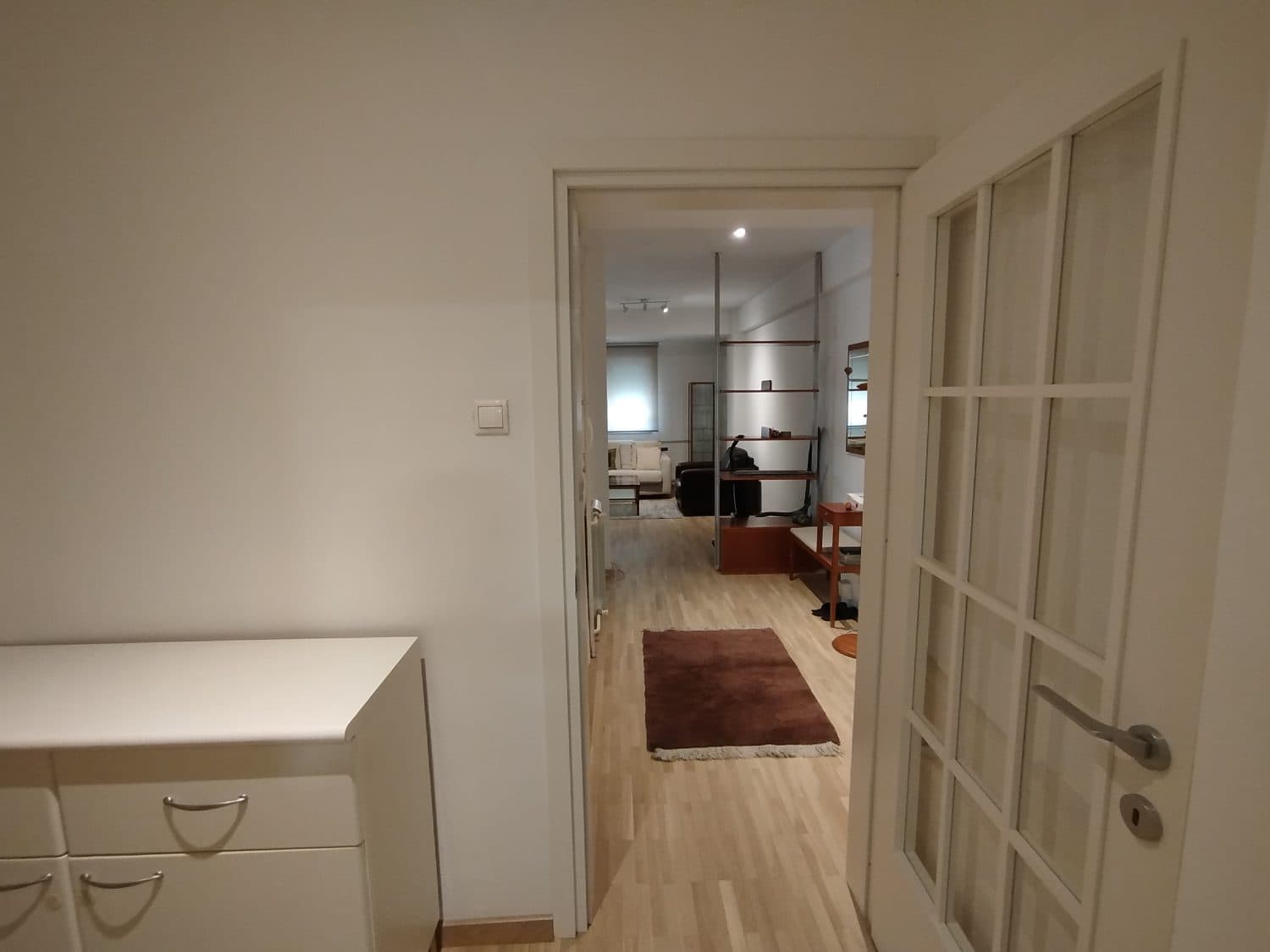 Стан во близина на МВР - За Изнајмување - Црниче - Слика 8