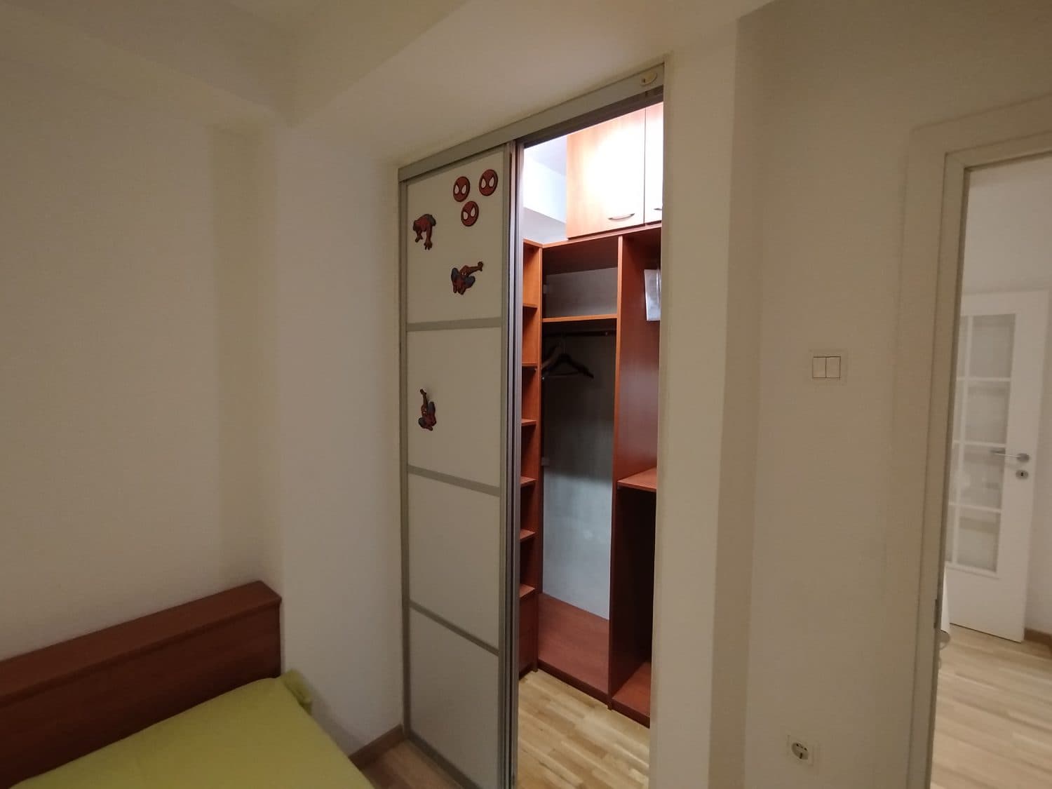 Стан во близина на МВР - За Изнајмување - Црниче - Слика 10