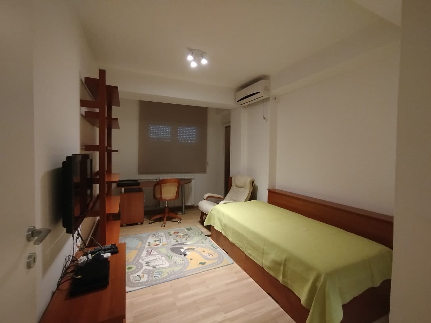 Стан во близина на МВР - За Изнајмување - Црниче - Слика 7