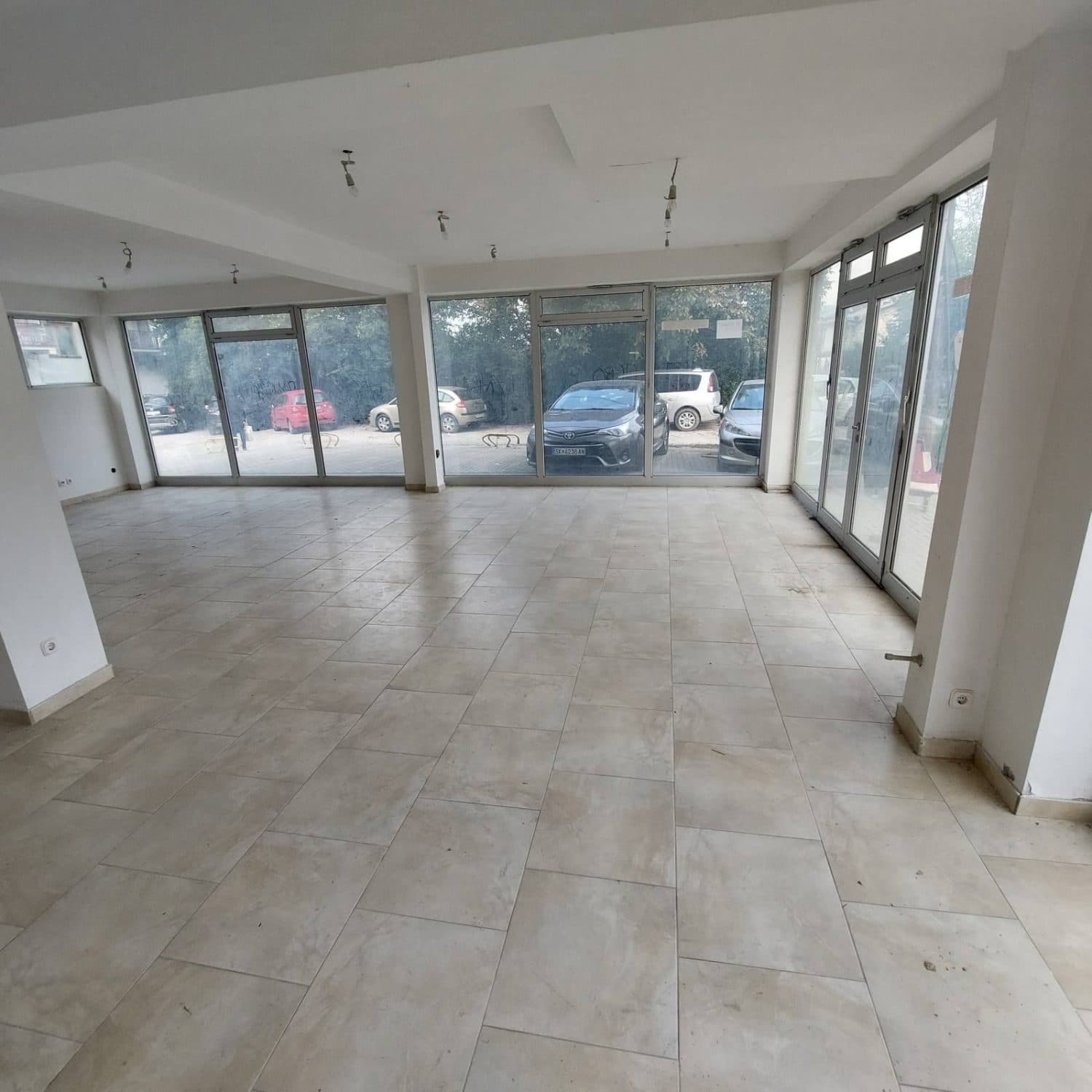 Business space 83m2 in Ohrid - For Rent - Ohrid - Image 1
