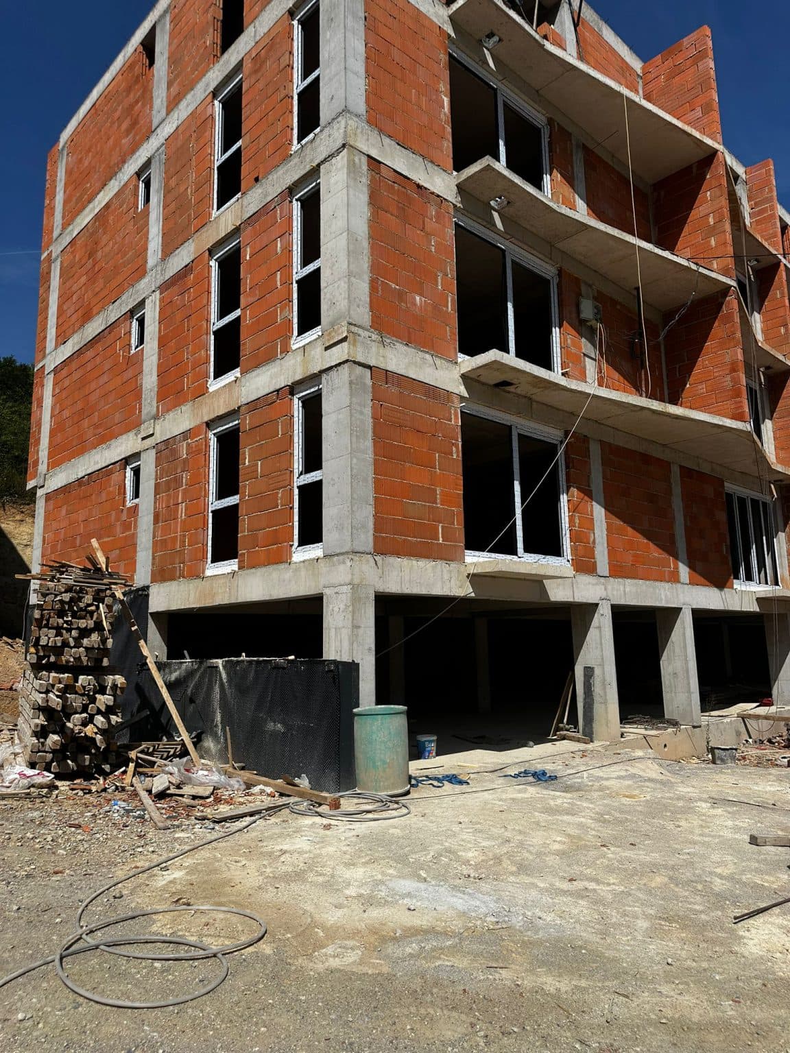 Нов модерен комплекс во Маврово - За Продажба - Маврово - Слика 41