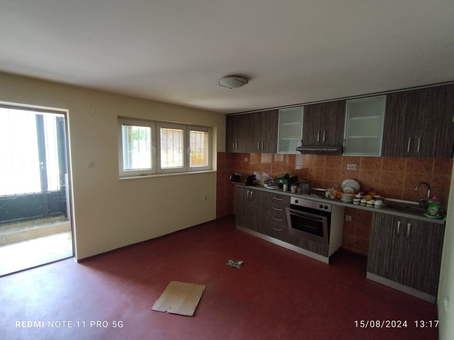 Family house with a beautiful view of nature - For Sale - Gjorche Petrov - Image 12