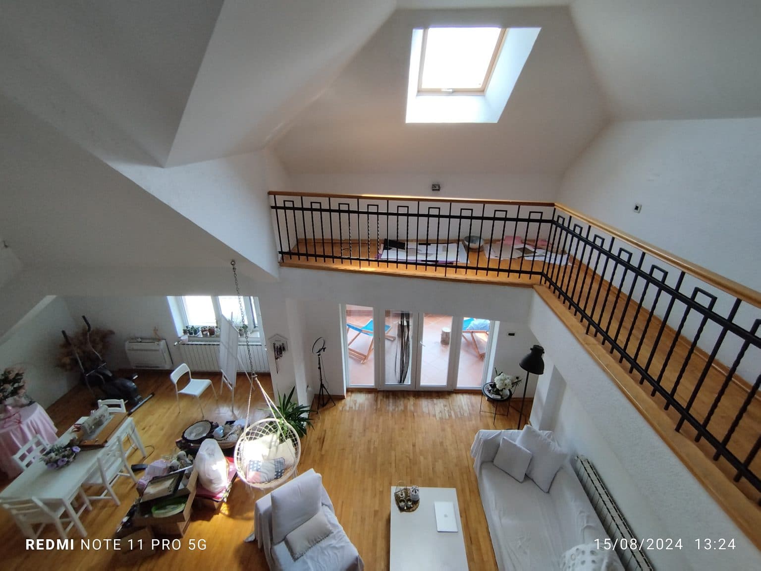 Family house with a beautiful view of nature - For Sale - Gjorche Petrov - Image 8