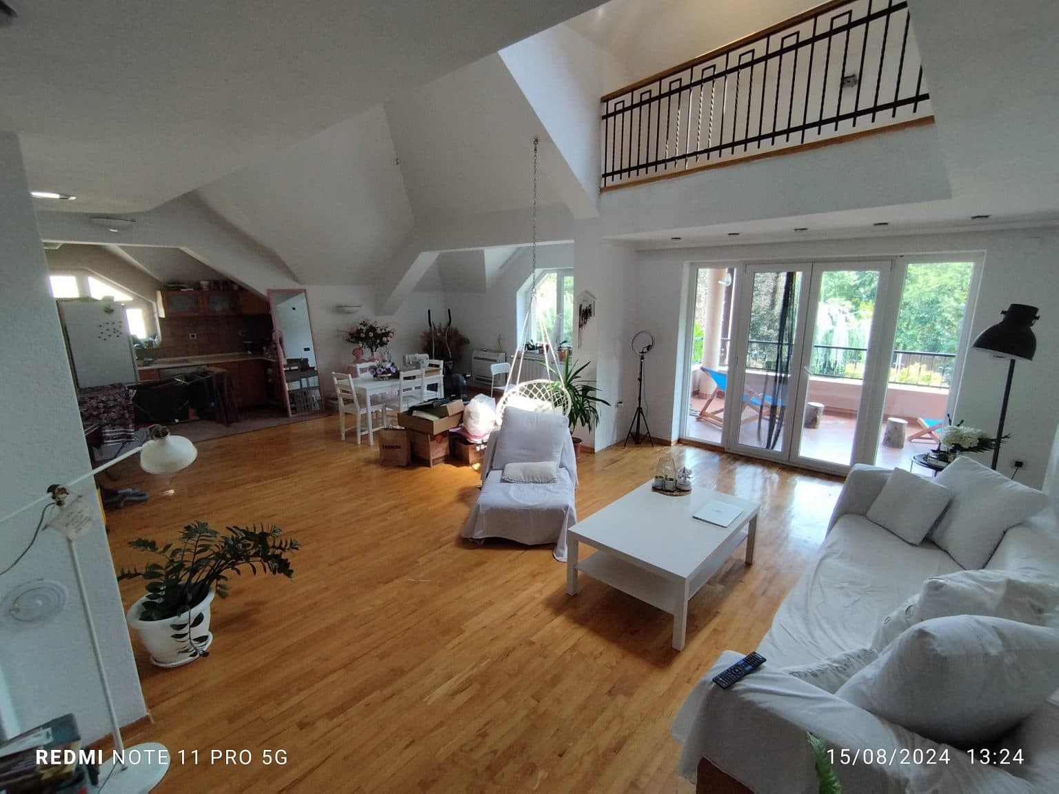 Family house with a beautiful view of nature - For Sale - Gjorche Petrov - Image 9