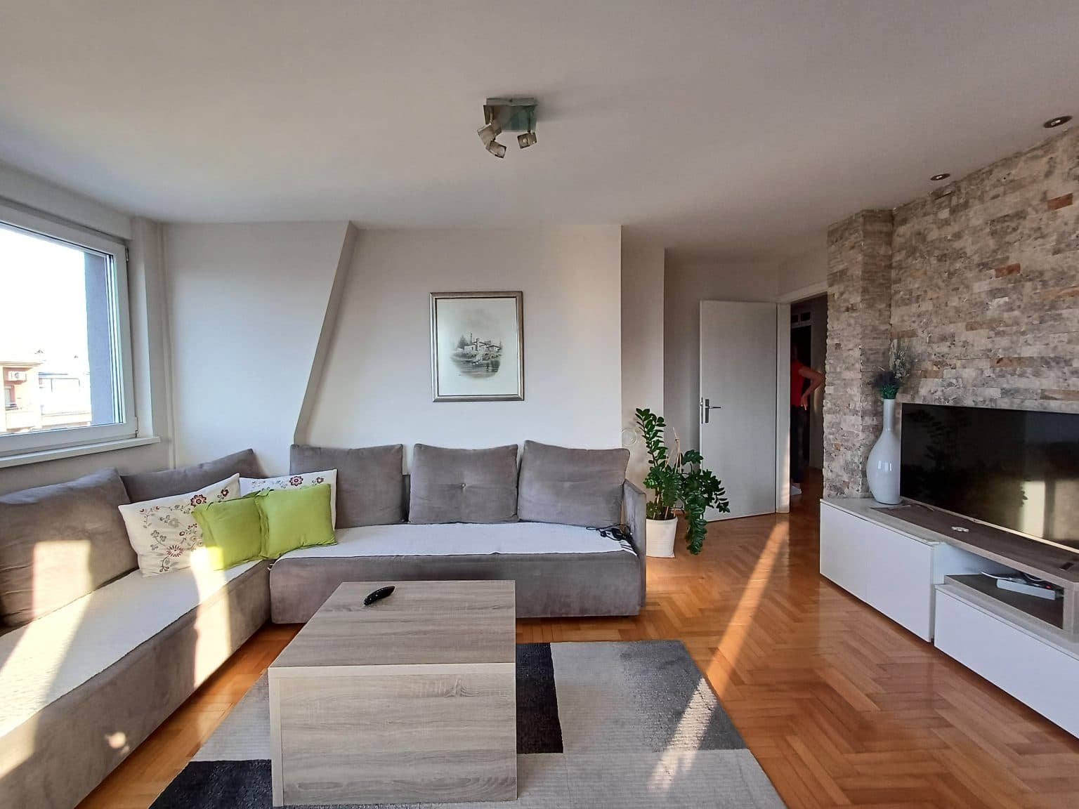 Fully furnished apartment for rent in Aerodrom - For Rent - Aerodrom - Image 2