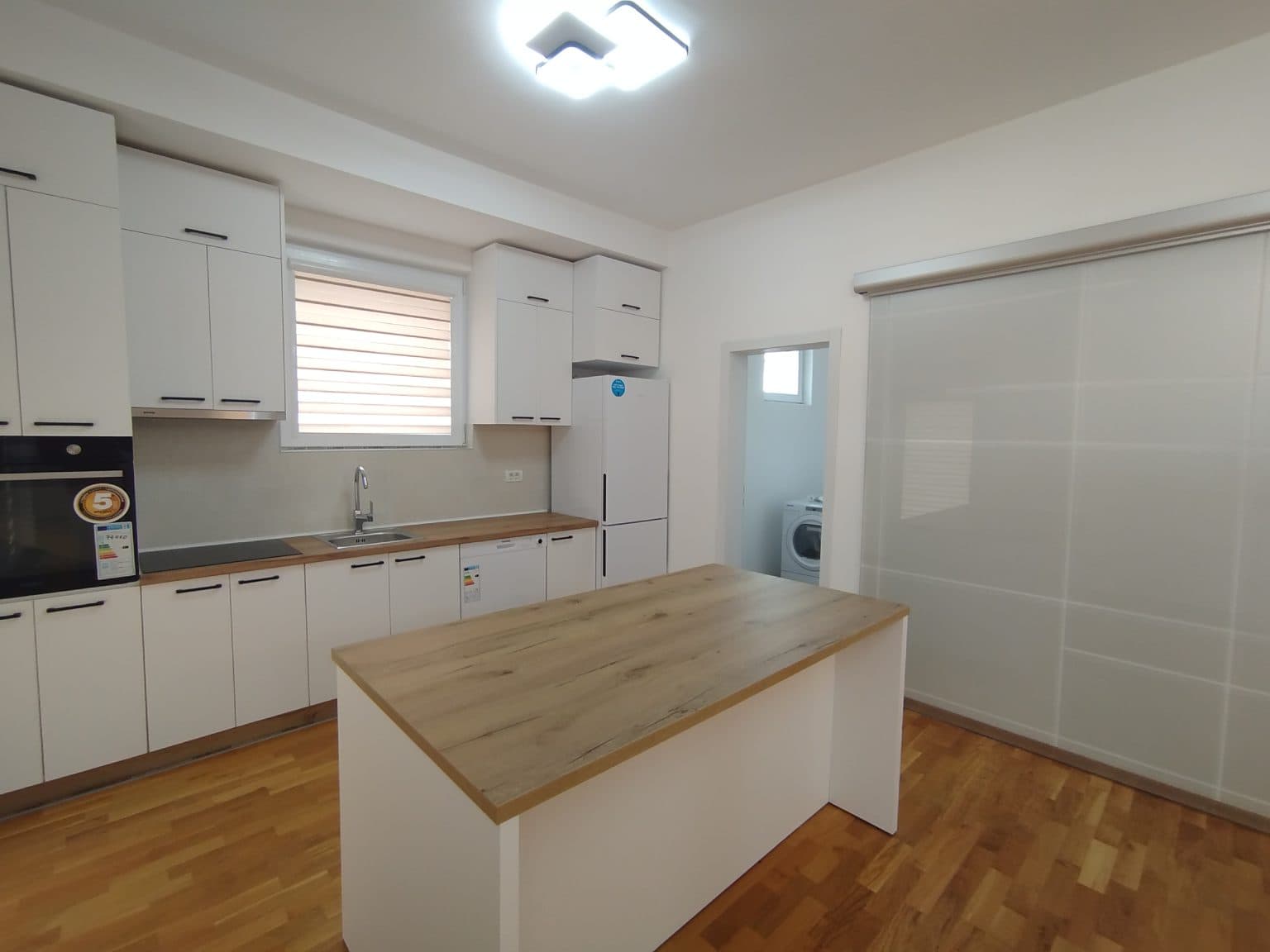 Нова модерна куќа во Бардовци - За Изнајмување - Бардовци - Слика 3