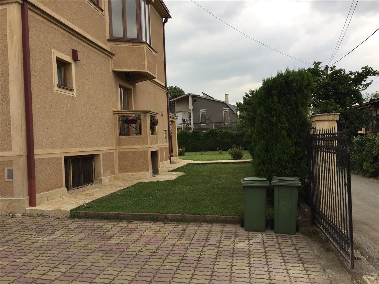 Се продава куќа во Кисела Вода - За Продажба - Кисела Вода