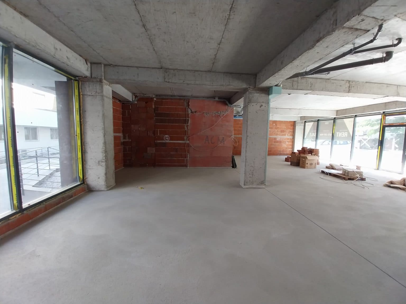 Се изнајмува деловен простор во Црниче - За Изнајмување - Црниче