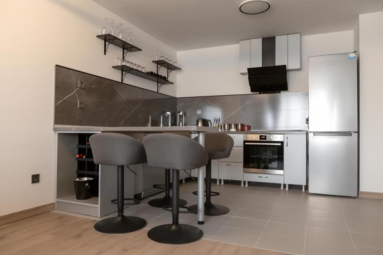 Mодерен стан во Cevahir Sky City - За Продажба - Аеродром - Слика 3