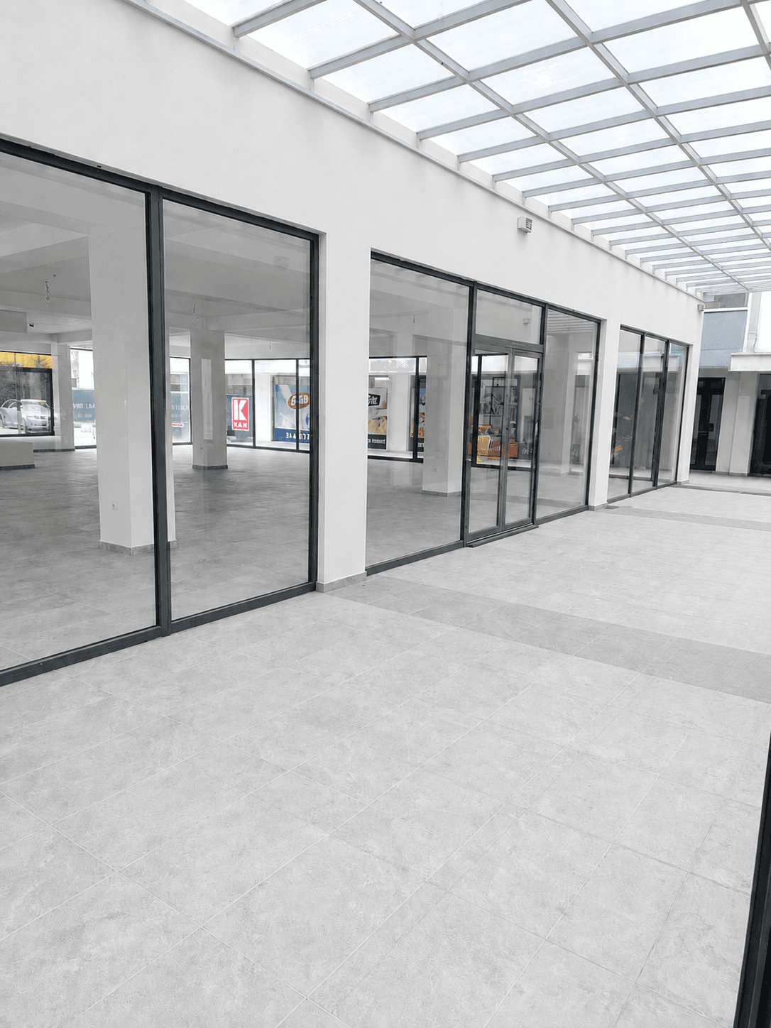 Business space for sale 312m2 in Aerodrom - 3