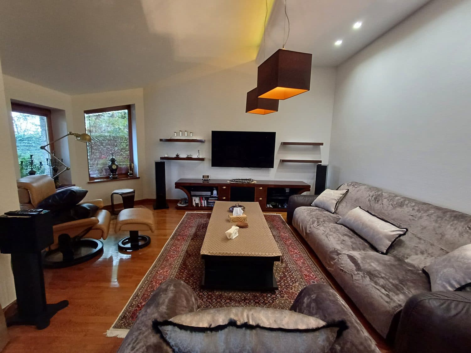 Modern house 250m2 on Vodno - For Rent - Vodno - Image 2