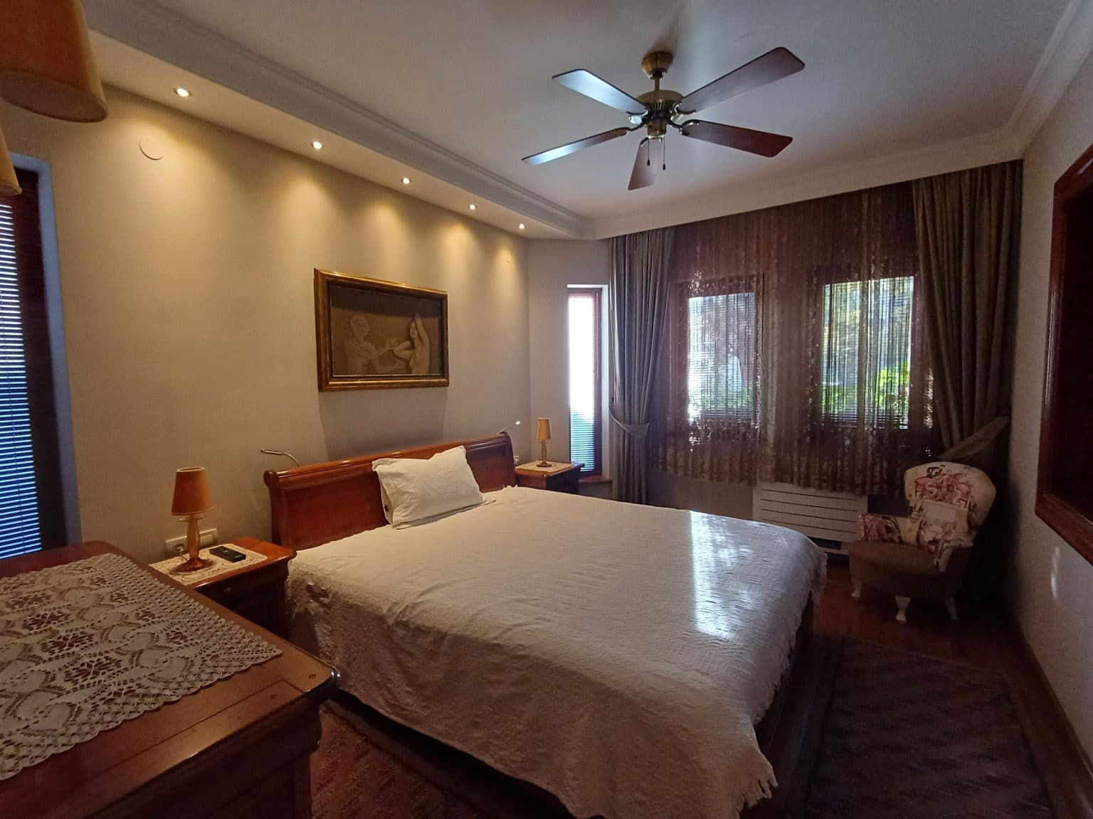 Модерна куќа 250м2 на Водно - За Изнајмување - Водно - Слика 8